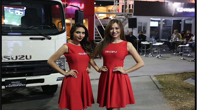 Isuzu ofrece la experiencia de conducir sus potentes camiones