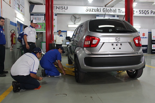 Suzuki Motor Corporation certifica al personal técnico de Censu Servicios