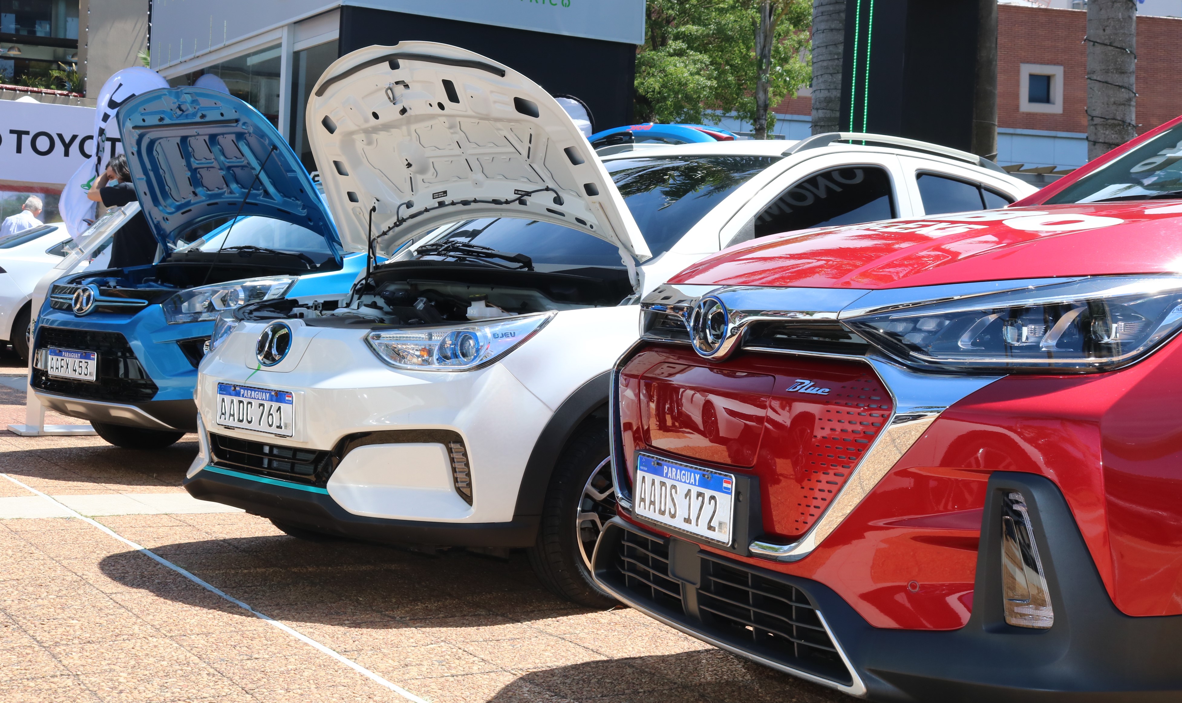 Ascendió a 30,3% la importación de automotores hasta abril en Paraguay
