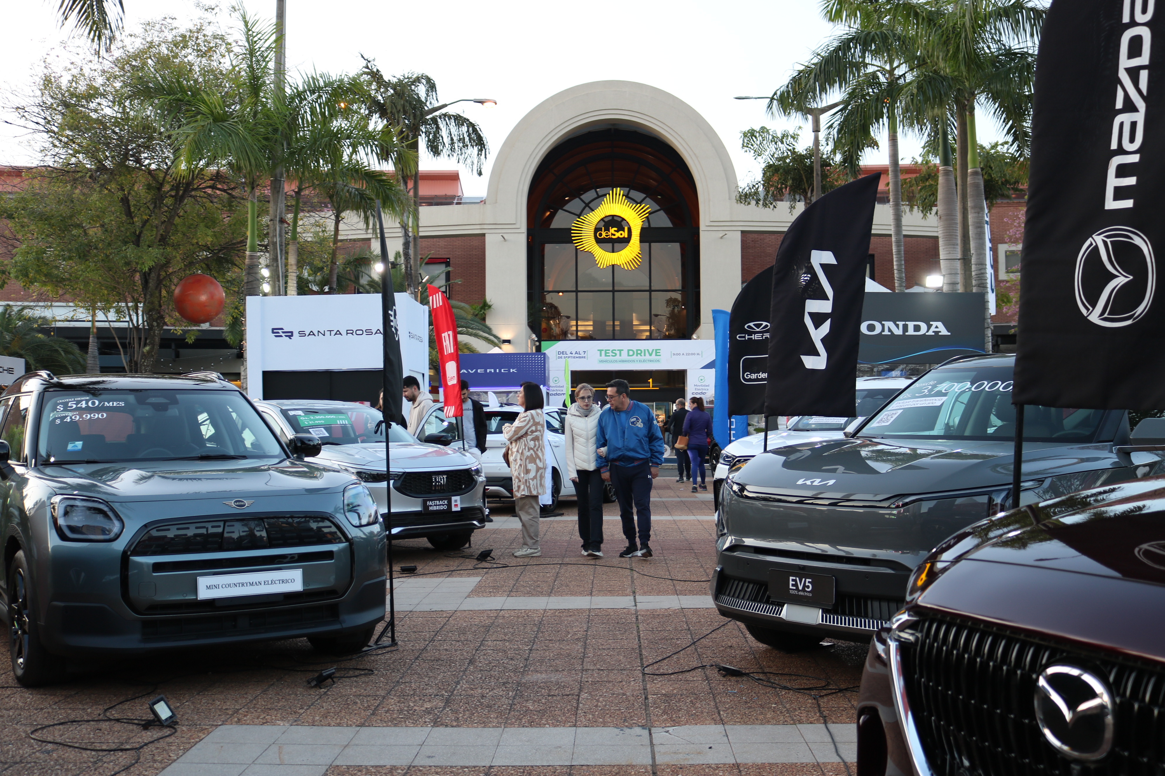 Concluyó el Test Drive de Vehículos Híbridos y Eléctricos Cadam